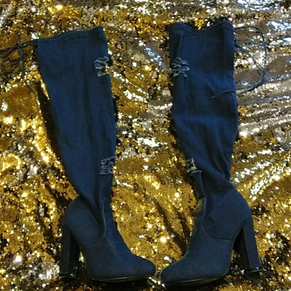 Knee high boots - Picture 1 of 1